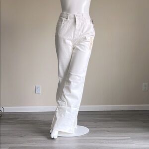 Universal Thread Women's Off White Jeans.